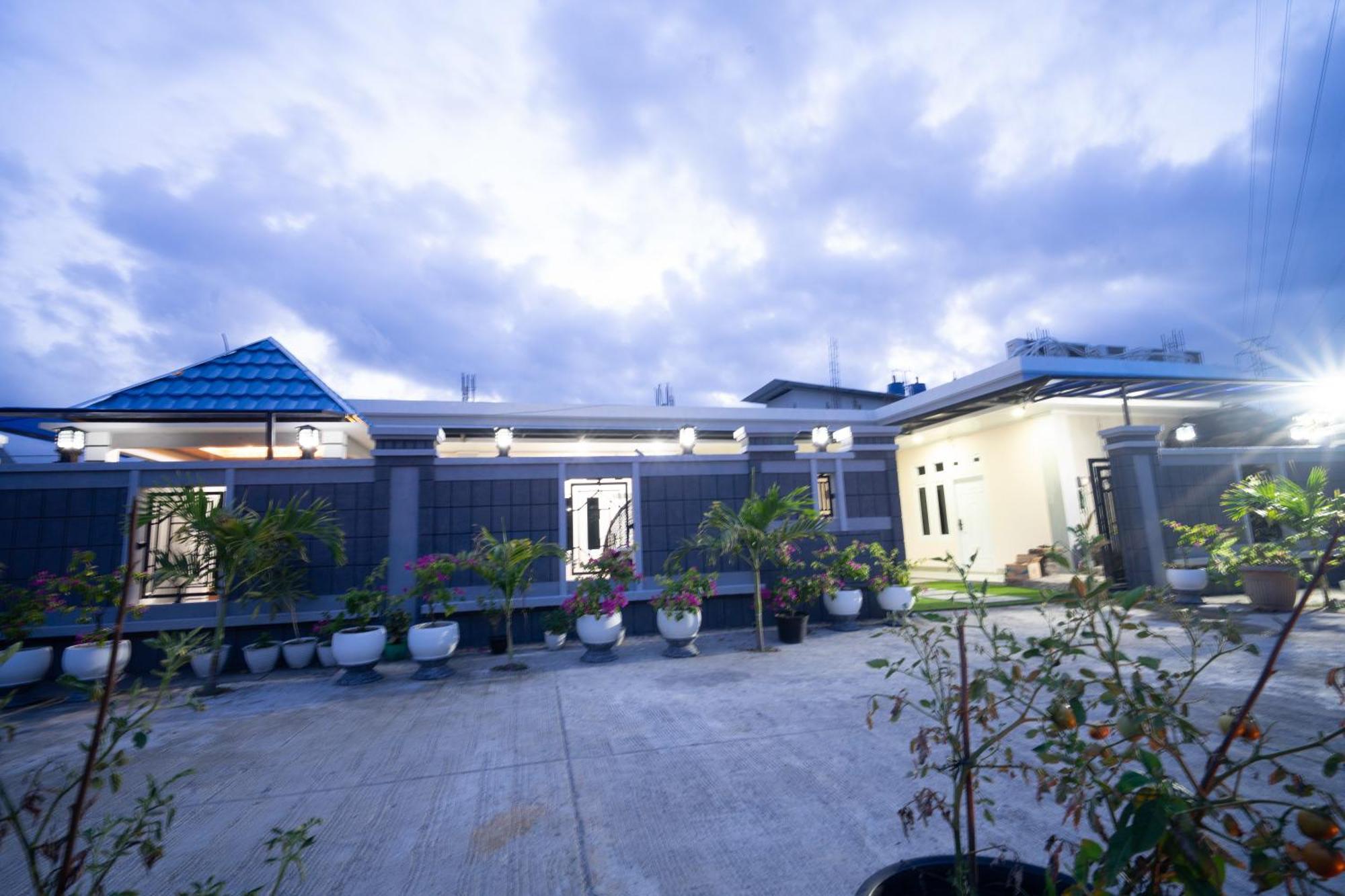 La Geiro Villa 纳闽巴霍 外观 照片