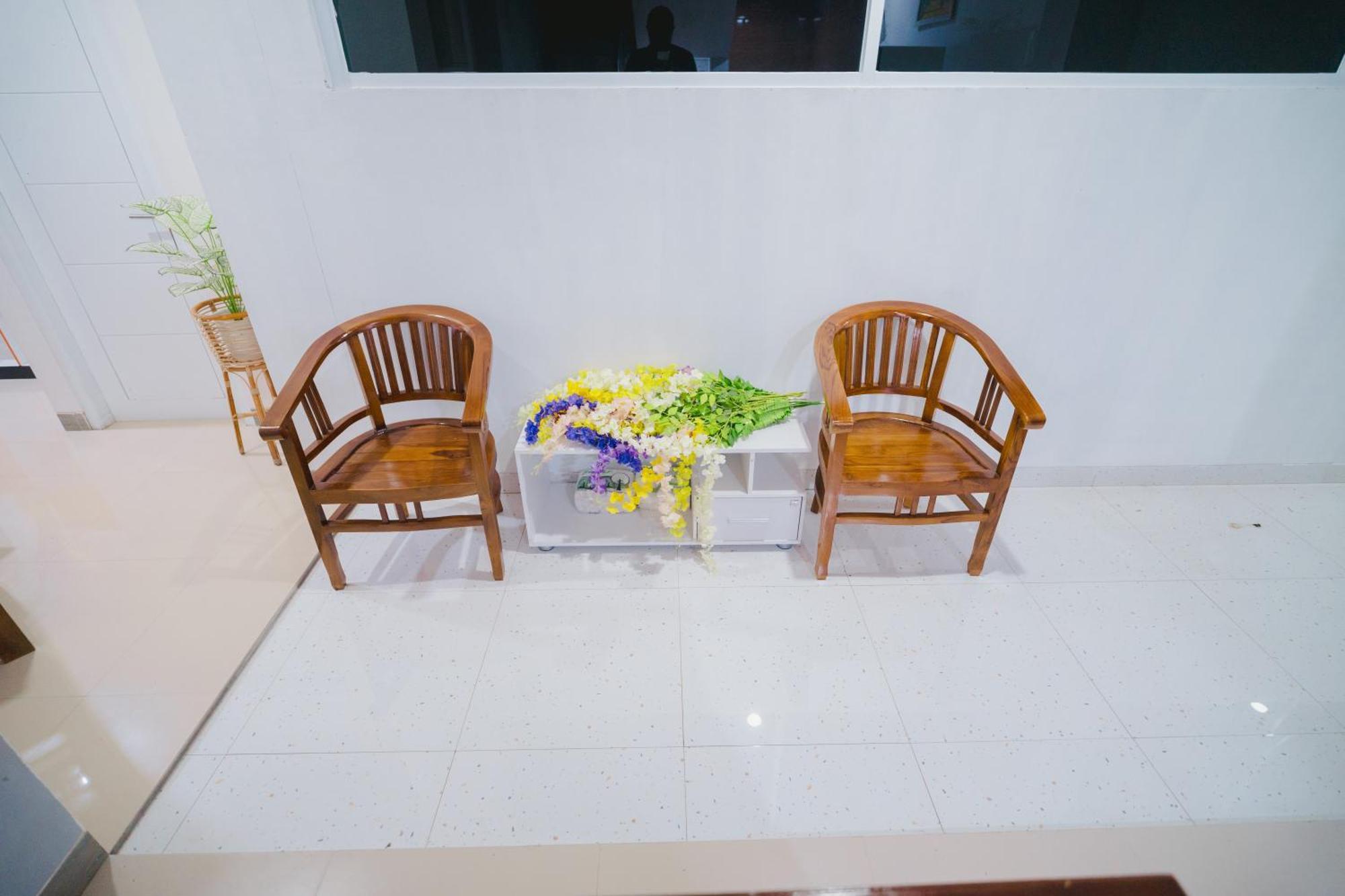La Geiro Villa 纳闽巴霍 外观 照片