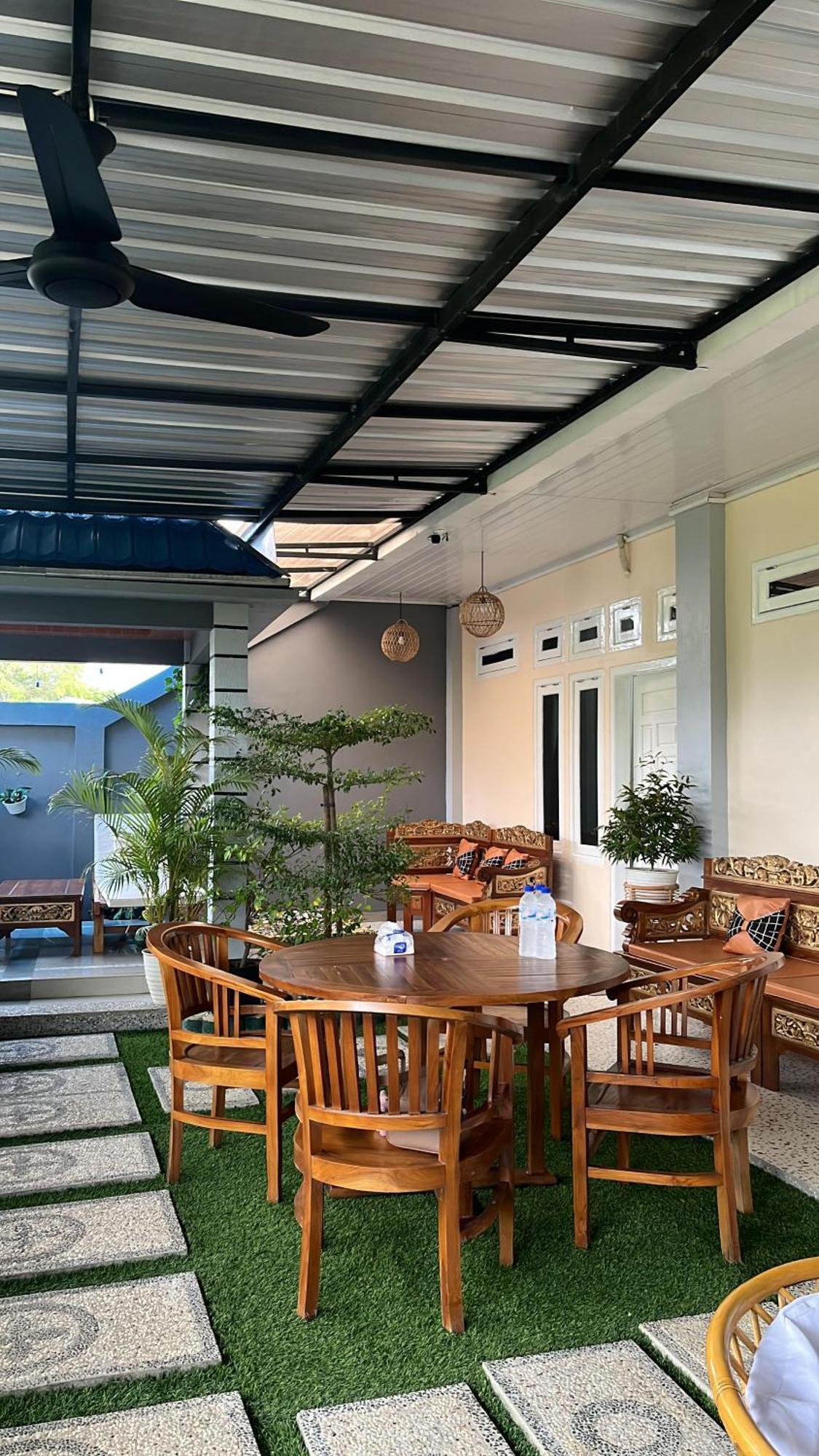 La Geiro Villa 纳闽巴霍 外观 照片