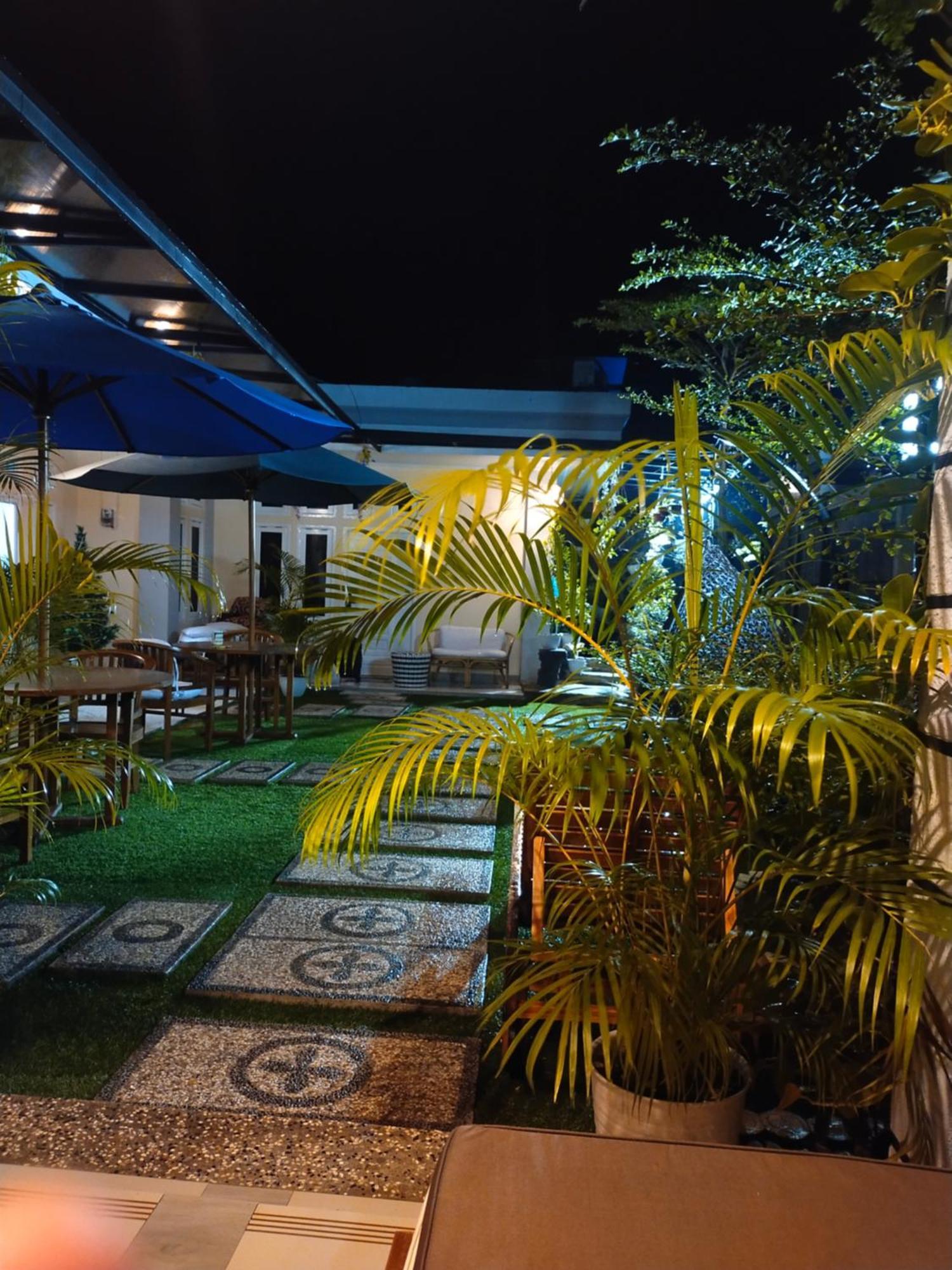 La Geiro Villa 纳闽巴霍 外观 照片